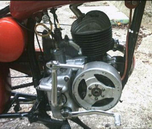 KE125cc-1952c